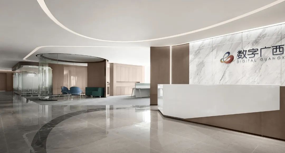 郑州现代大气的集团办公室装修案例