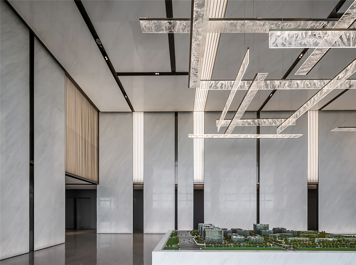 郑州集团总部办公楼设计公司-威新国际中心办公楼装