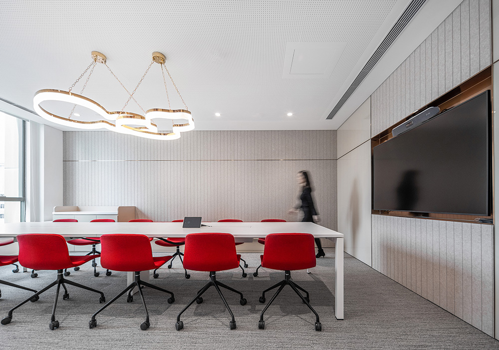 时尚轻奢风500平珠宝公司办公室装修案例(图6) 时尚轻奢风500平珠宝公司办公室装修案例(图6)