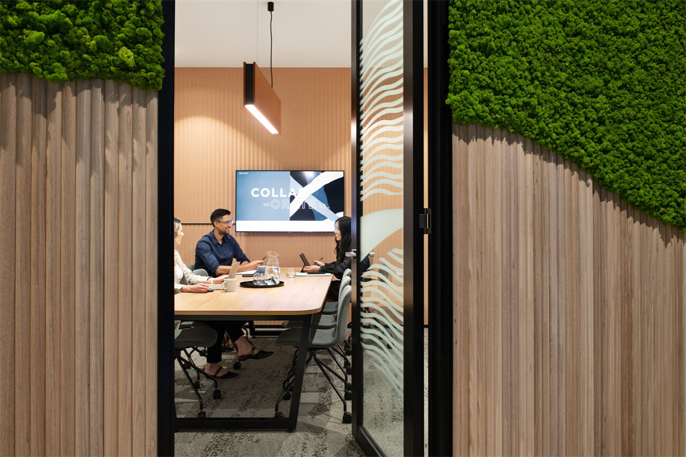 郑州办公室设计公司Waterman Eastland 联合办公设计案例分享(图2) 图片 (2).jpg