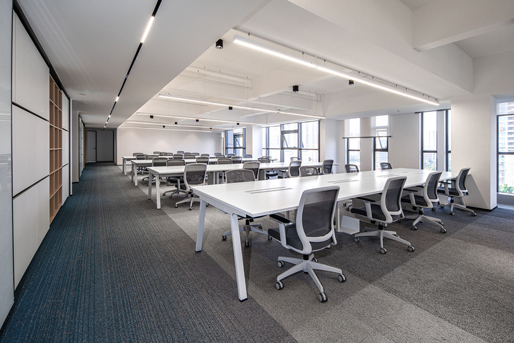 现代轻奢风食品公司办公楼装修设计方案(图10) 现代轻奢风食品公司办公楼装修设计方案(图10)