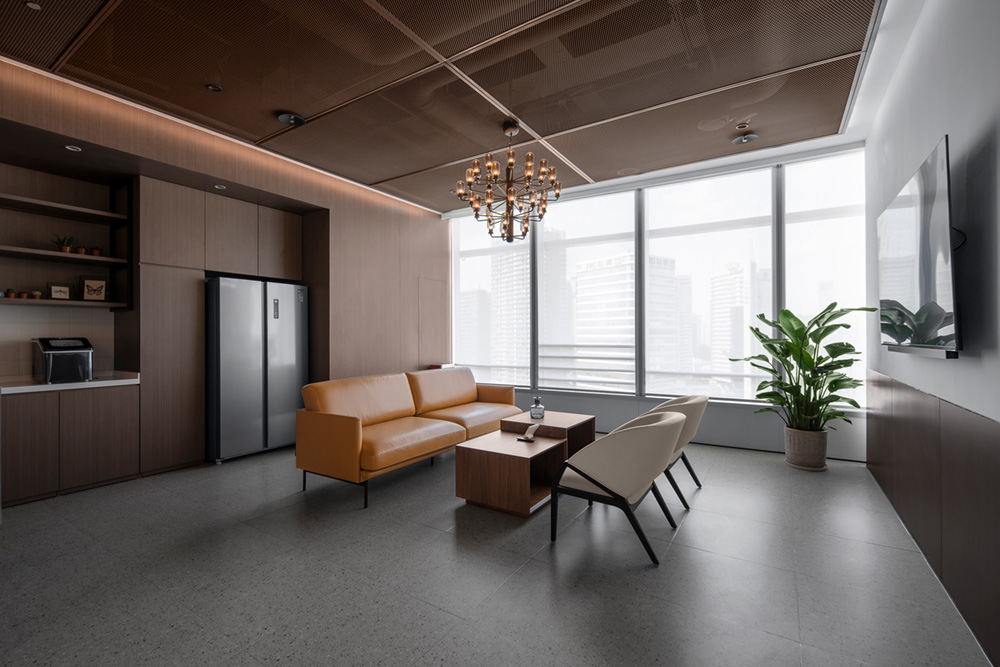 开放多元   诺梵家具办公室兼展厅装修设计方案(图10)