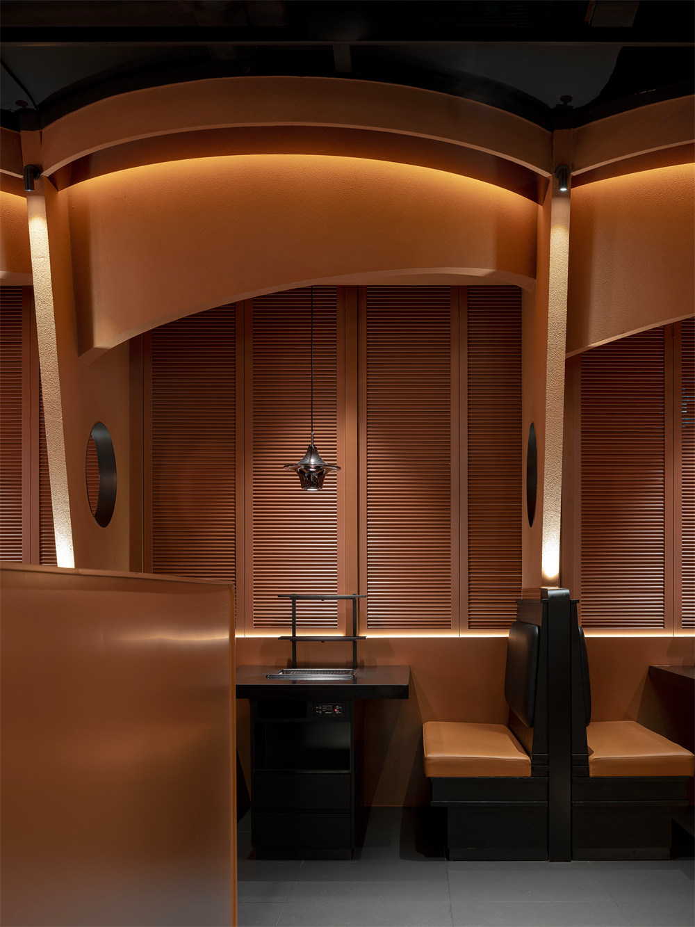 盗梦空间 大牛·寿喜烧日式火锅店装修设计方案(图8) 盗梦空间 大牛·寿喜烧日式火锅店装修设计方案(图8)