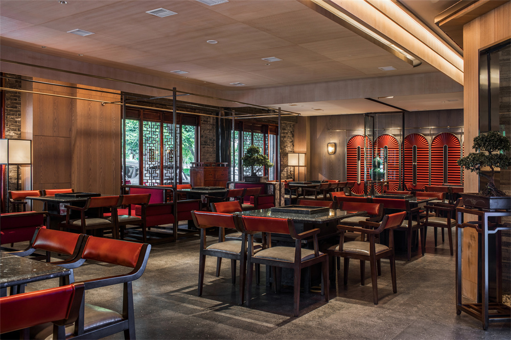 层高不高的重庆老火锅店经典翻新改造设计方案(图8) 层高不高的重庆老火锅店经典翻新改造设计方案(图8)