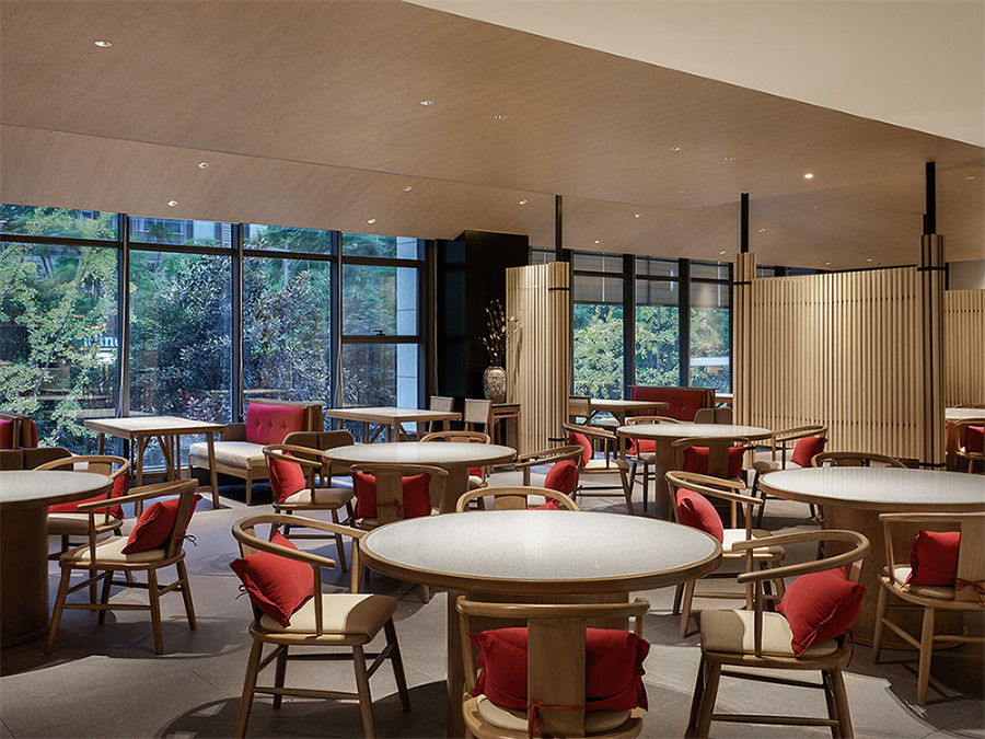 低造价效果佳 坐井百年江湖菜中餐厅装修设计方案(图4) 低造价效果佳 坐井百年江湖菜中餐厅装修设计方案(图4)