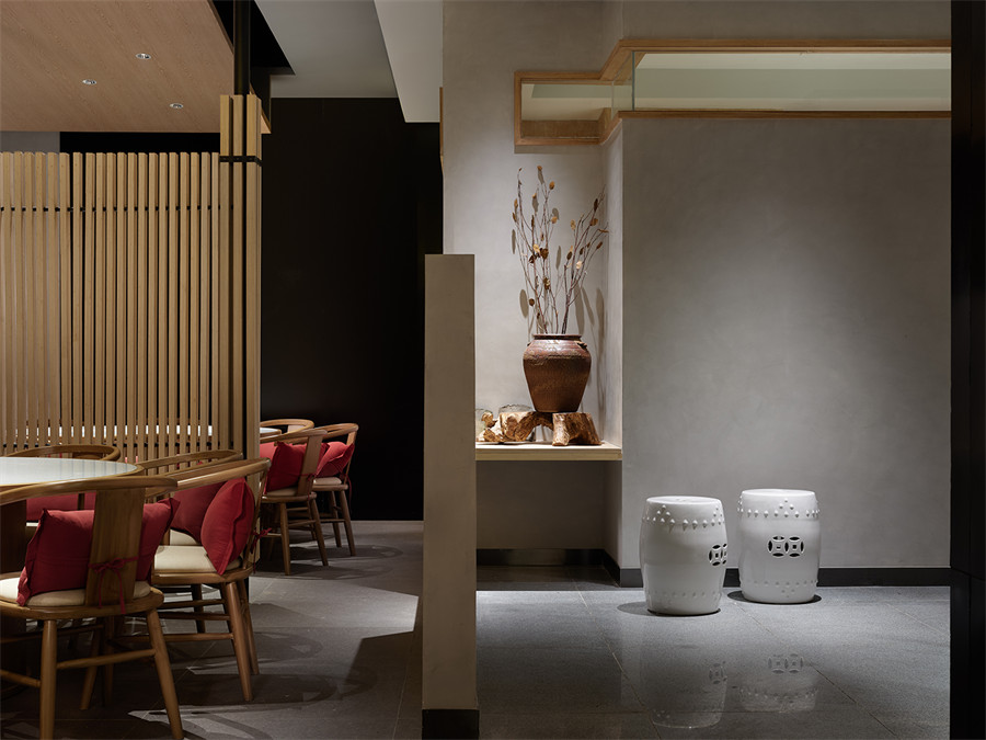 低造价效果佳 坐井百年江湖菜中餐厅装修设计方案(图10) 低造价效果佳 坐井百年江湖菜中餐厅装修设计方案(图10)