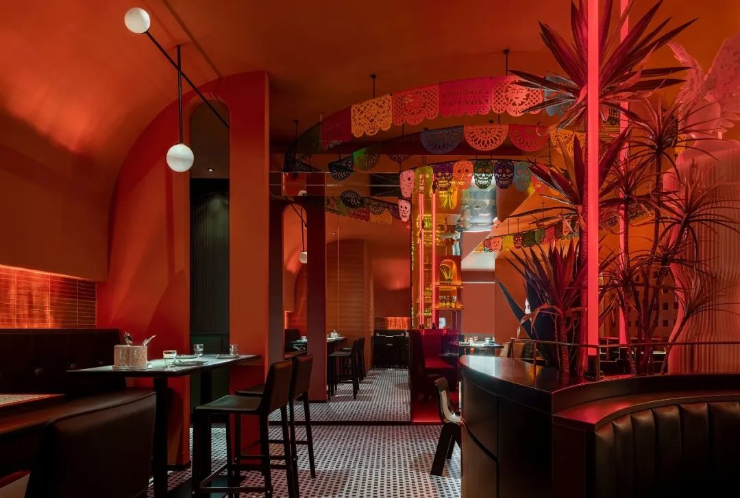 中西合璧 墨纪墨西哥餐厅装修设计方案(图12) 中西合璧 墨纪墨西哥餐厅装修设计方案(图12)
