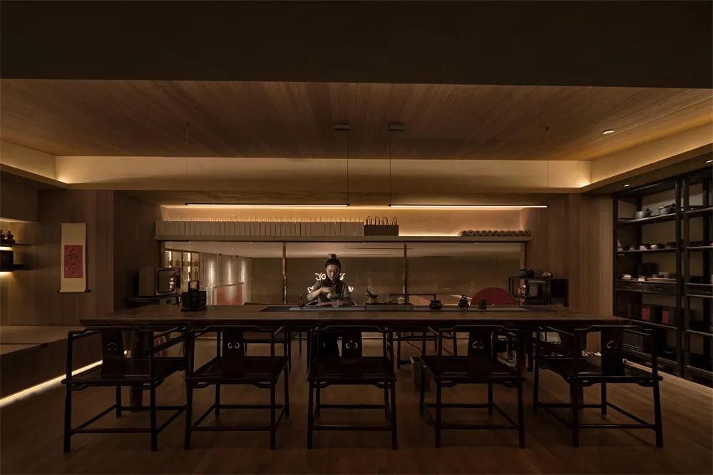 郑州金博大分享商务写字楼里的中餐厅装修设计(图7) 郑州金博大分享商务写字楼里的中餐厅装修设计(图7)