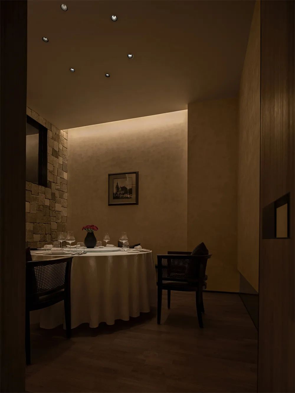 郑州金博大分享商务写字楼里的中餐厅装修设计(图11) 郑州金博大分享商务写字楼里的中餐厅装修设计(图11)