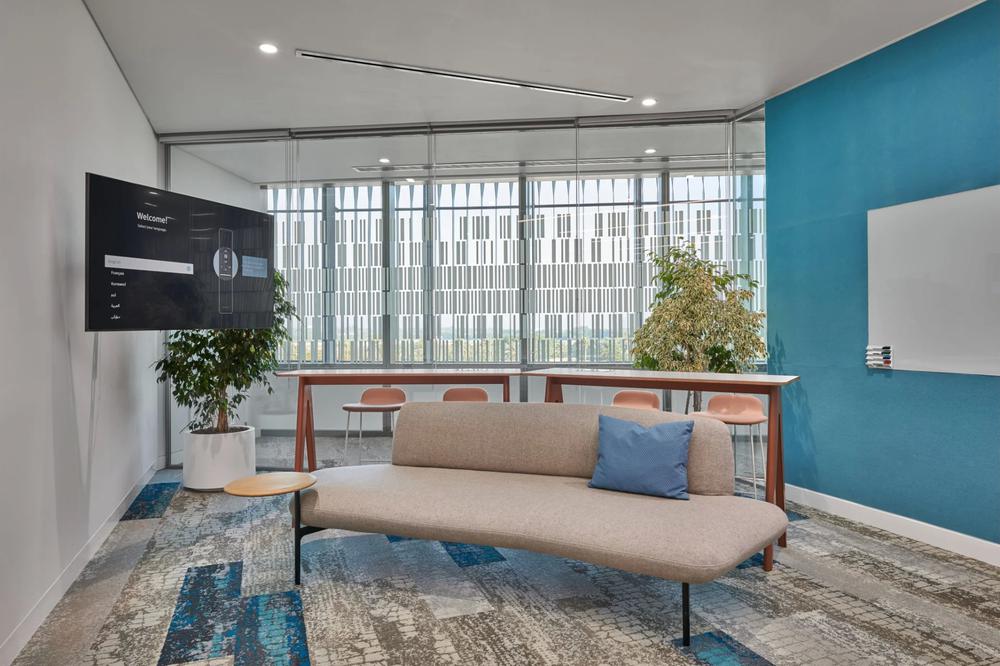 郑州金博大推荐开放协作的能源公司办公室装修设计(图2) 郑州金博大推荐开放协作的能源公司办公室装修设计(图2)