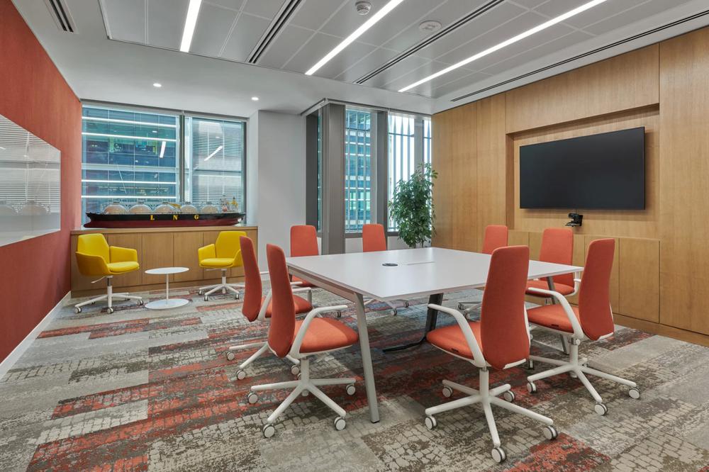 郑州金博大推荐开放协作的能源公司办公室装修设计(图7) 郑州金博大推荐开放协作的能源公司办公室装修设计(图7)