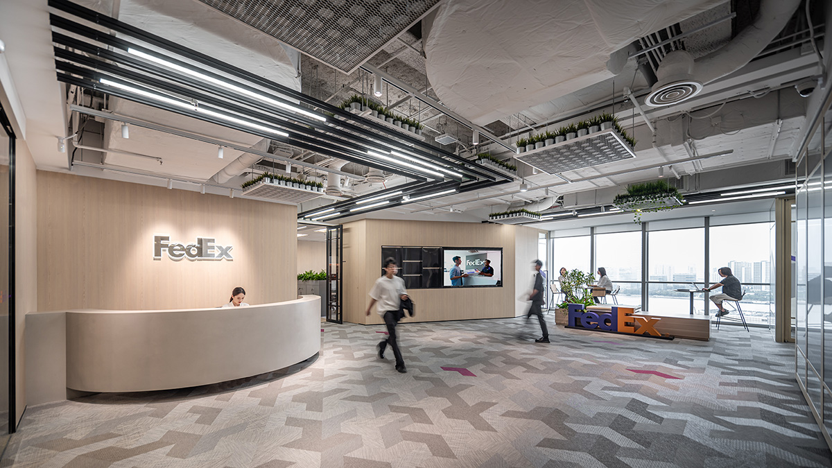 2600平快递物流公司自然人文办公室装修设计(图1) 2600平快递物流公司自然人文办公室装修设计(图1)