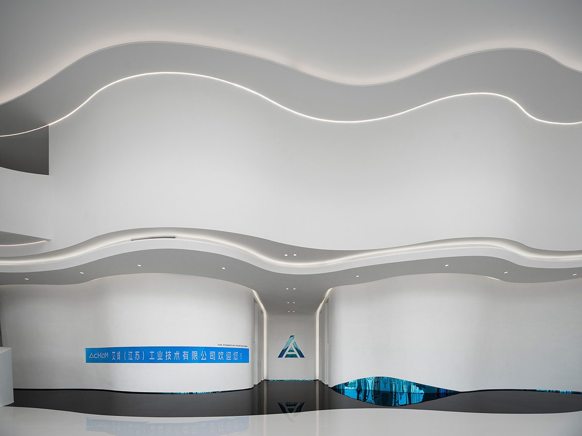 14000平艾肯工业总部办公楼装修设计方案(图2) 14000平艾肯工业总部办公楼装修设计方案(图2)