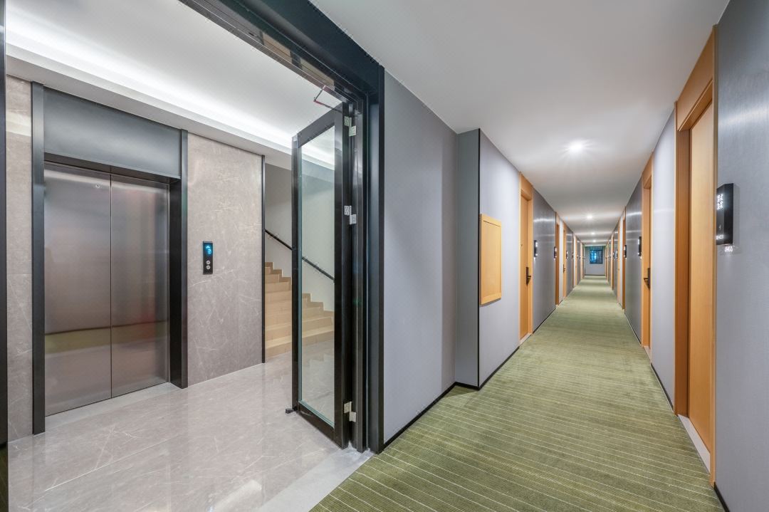 深圳福田华强北秋果开云中国翻新改造设计