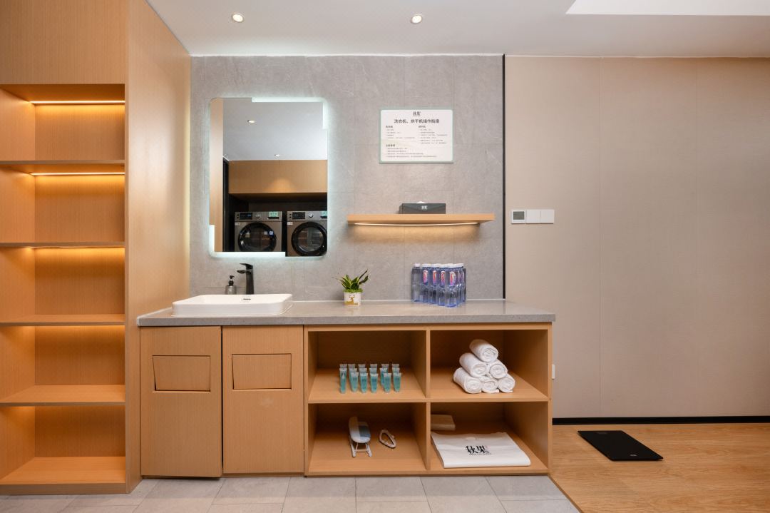 深圳福田华强北秋果开云中国翻新改造设计