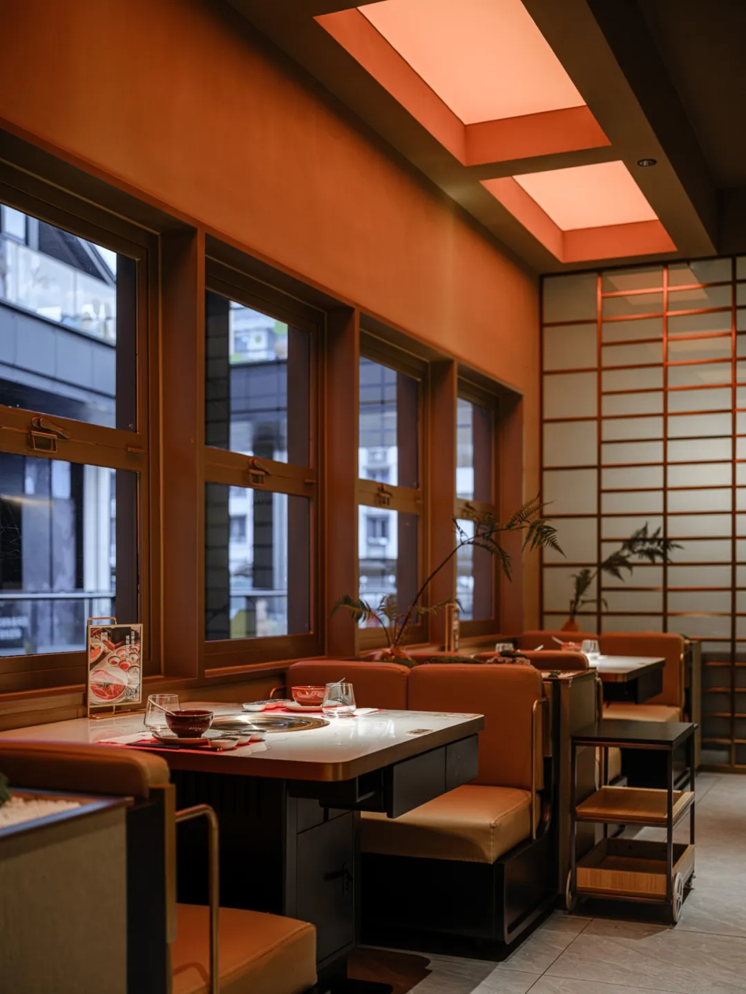 特色烧烤店设计推荐:八赞烧肉酒廊装修设计案例(图9) 特色烧烤店设计推荐:八赞烧肉酒廊装修设计案例(图9)