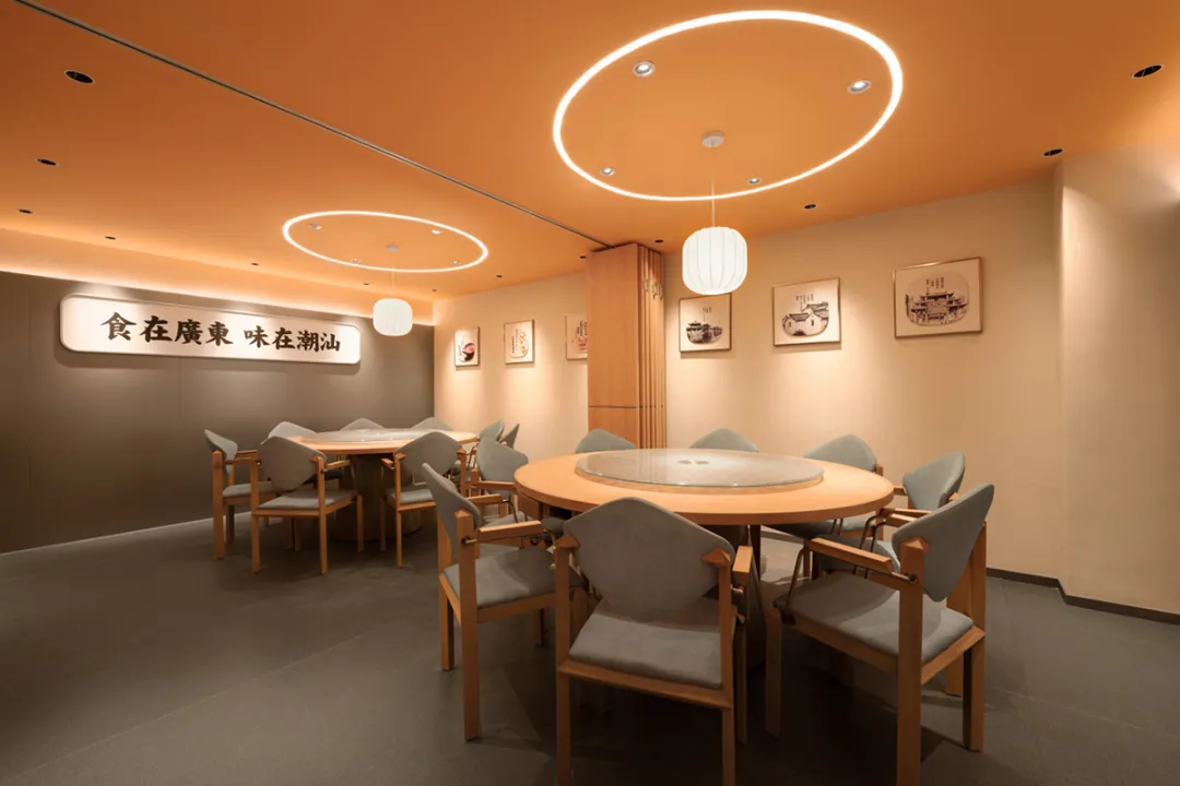 如轩海鲜砂锅粥连锁品牌餐厅装修设计(图12) 如轩海鲜砂锅粥连锁品牌餐厅装修设计(图12)