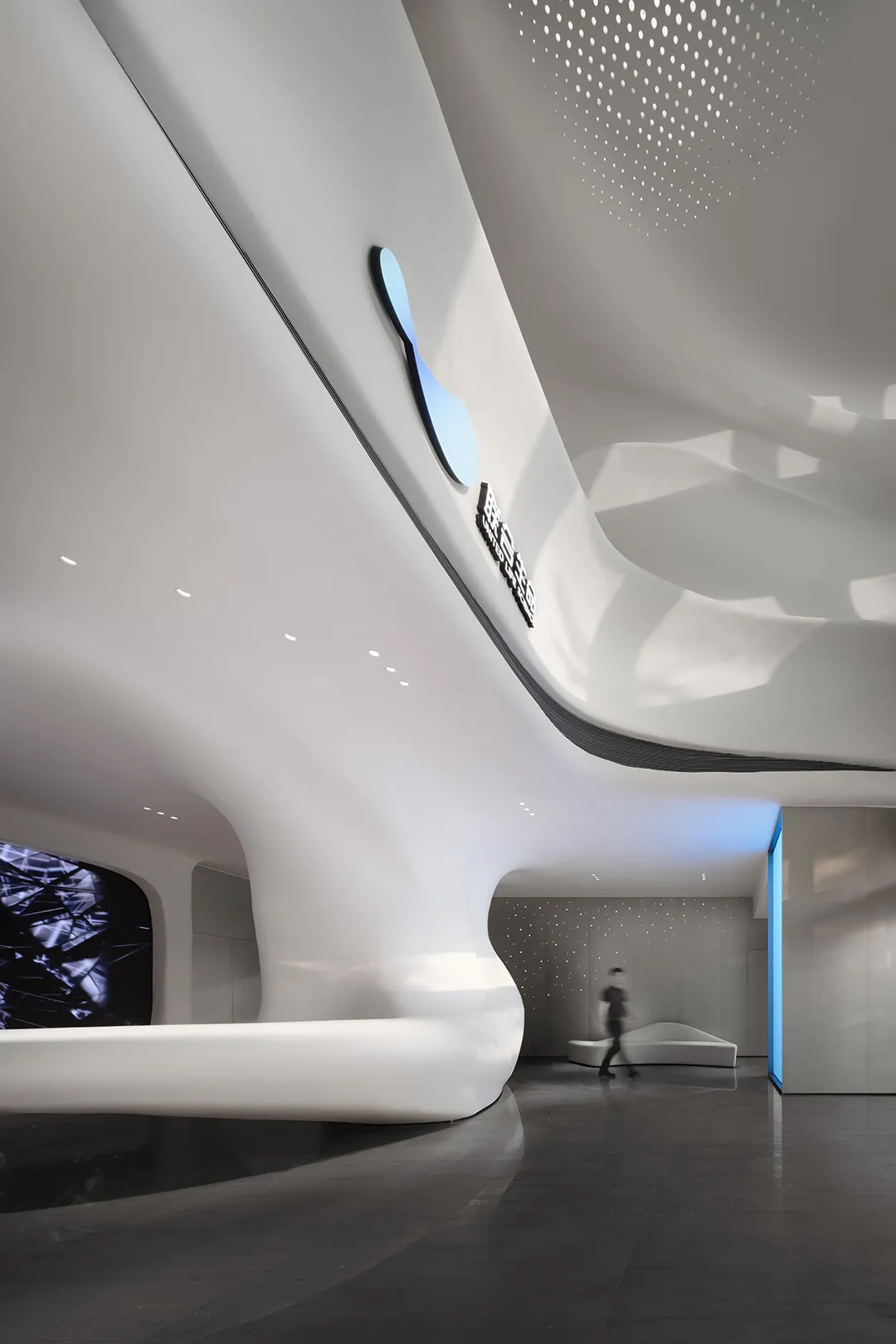 横琴联合生命科学总部综合办公楼装修设计(图4) 横琴联合生命科学总部综合办公楼装修设计(图4)