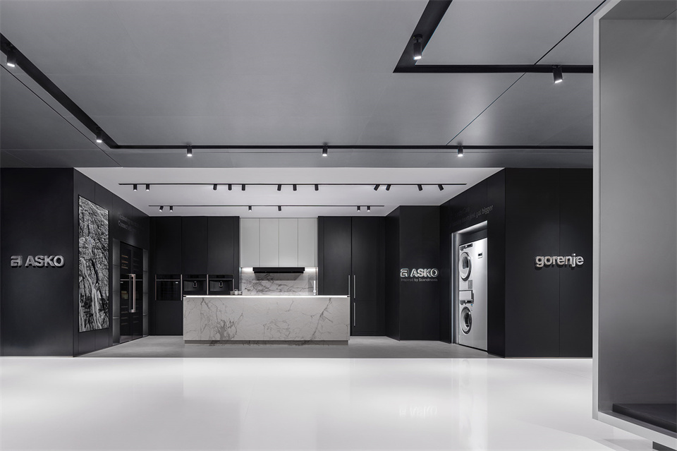 极简科技未来 海信集团展厅装修设计案例(图6) 极简科技未来 海信集团展厅装修设计案例(图6)