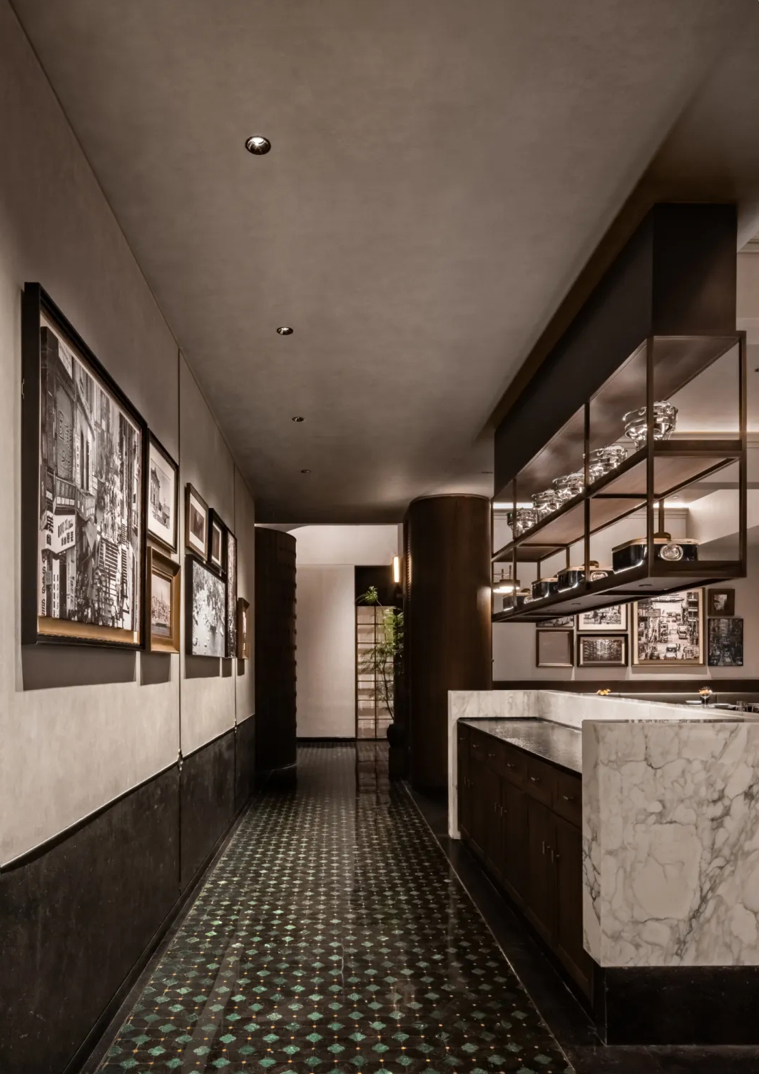 老店升级改造 帝都港式火锅店装修设计方案(图3) 老店升级改造 帝都港式火锅店装修设计方案(图3)