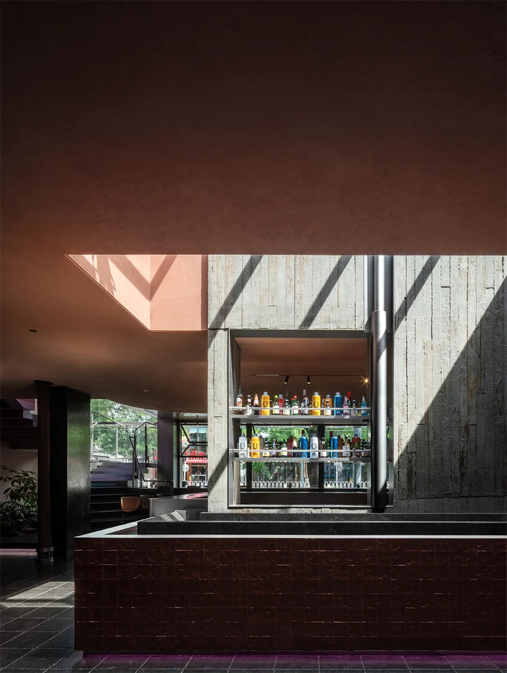 吸引年轻人的独一味烤鱼餐厅装修设计案例(图6) 吸引年轻人的独一味烤鱼餐厅装修设计案例(图6)