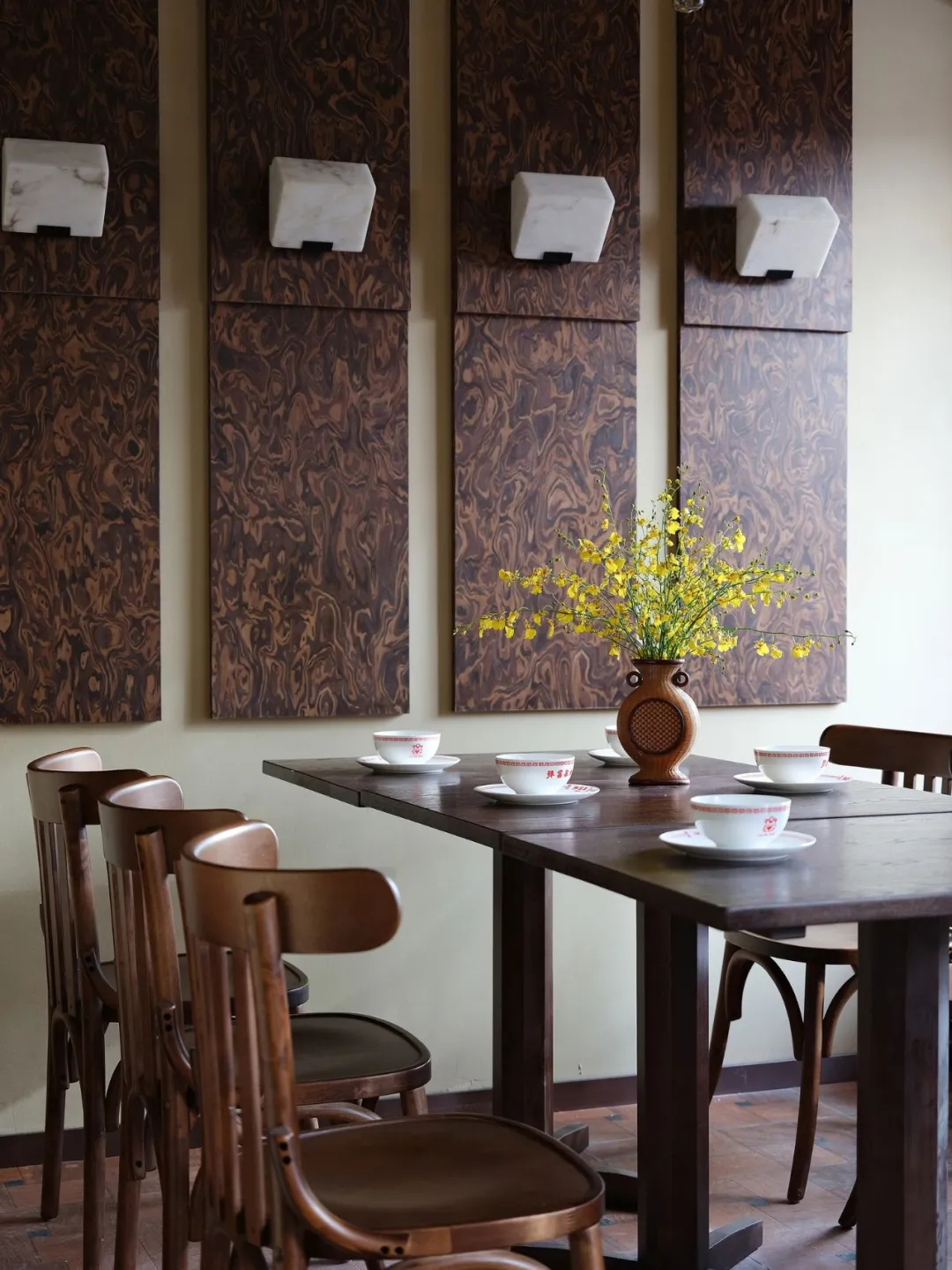 郑州金博大推荐辣富友川菜馆社区店装修设计案例(图6)