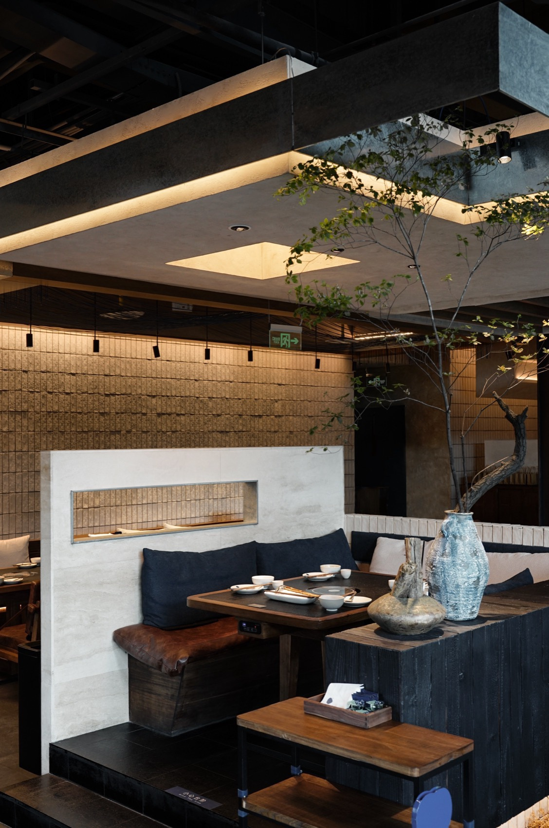 郑州金博大推荐蓝果子云南酸汤火锅店装修设计(图6)