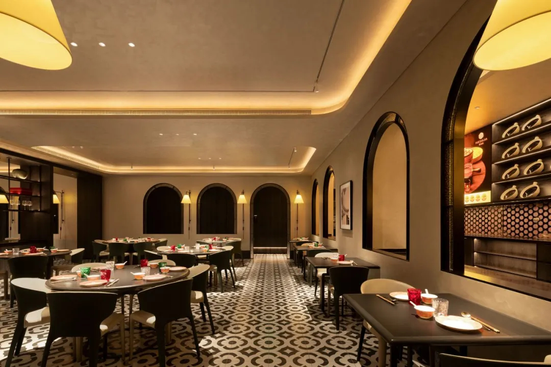 粤食佳·啫啫煲&烧腊 岭南特色粤菜餐厅装修设计(图5)