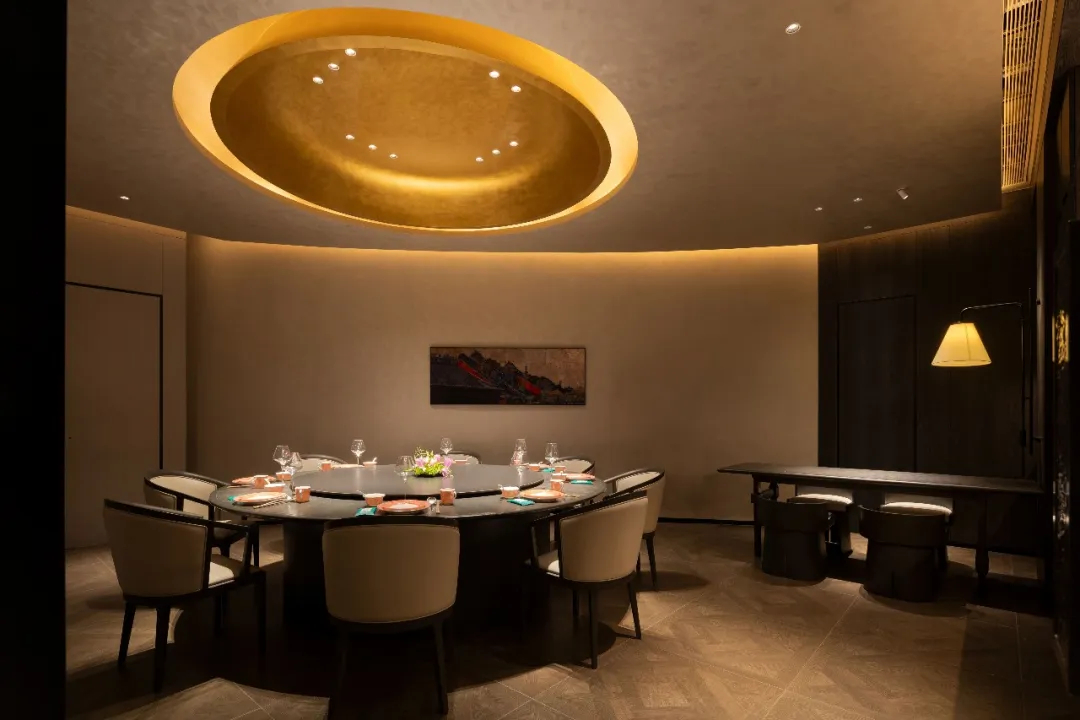 粤食佳·啫啫煲&烧腊 岭南特色粤菜餐厅装修设计(图9)