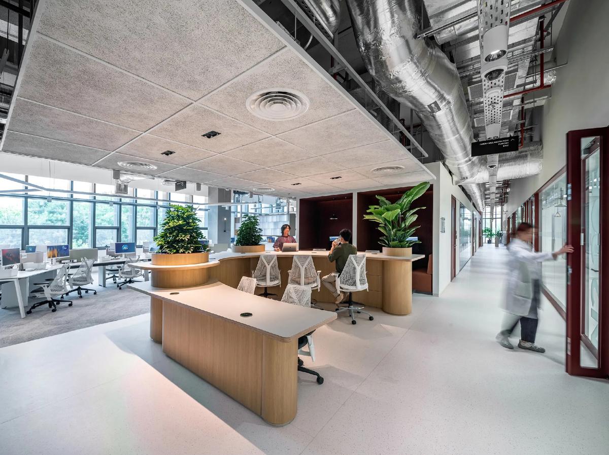 时尚工业风  2400平宝洁实验办公楼装修设计(图10)