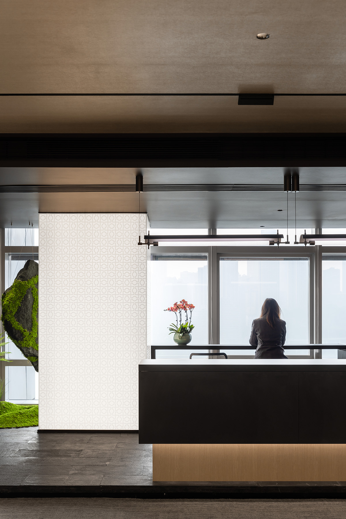 极简现代美学  950平律师办公室装修设计(图4)