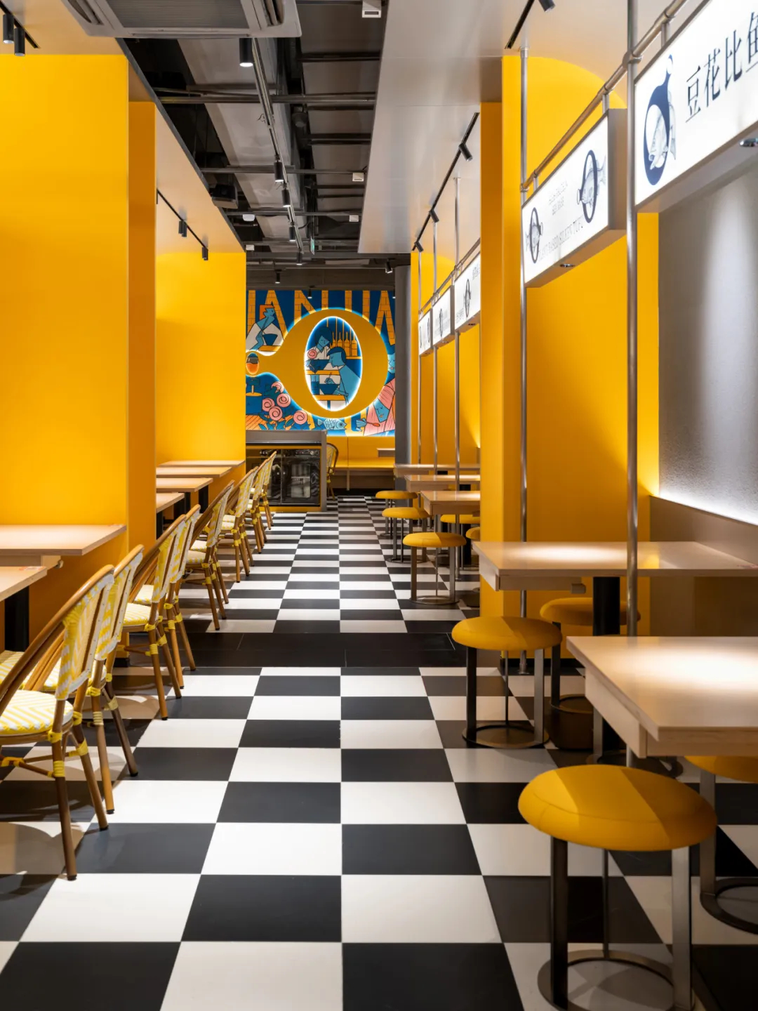 郑州金博大分享恋上圈圈豆花烤鱼店装修设计案例(图8)