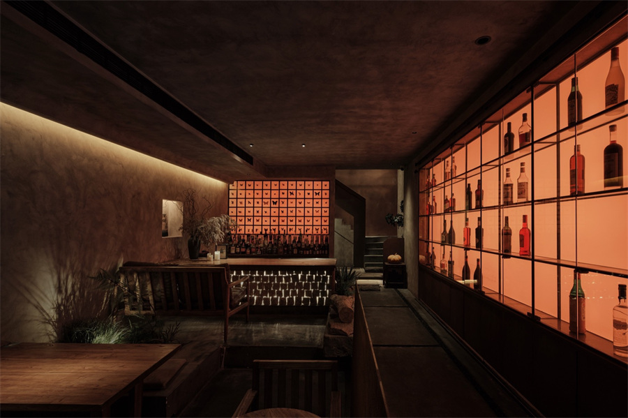 潮汕菜遇上美酒   月上月融合菜餐厅装修设计(图3)