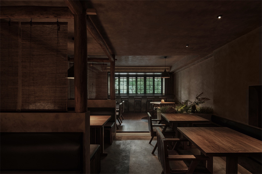 潮汕菜遇上美酒   月上月融合菜餐厅装修设计(图10)