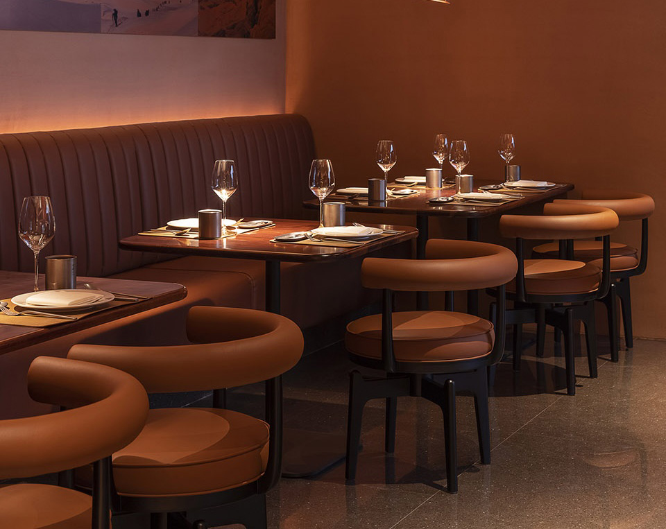 郑州西餐厅设计公司杭州静攀牛排馆装修案例(图6) 13hzjpnpg-13.jpg