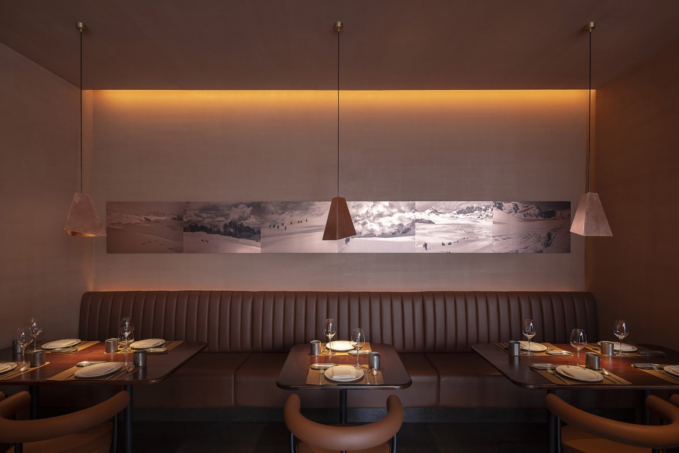 郑州西餐厅设计公司杭州静攀牛排馆装修案例(图9) hzjpnpg-12.jpg