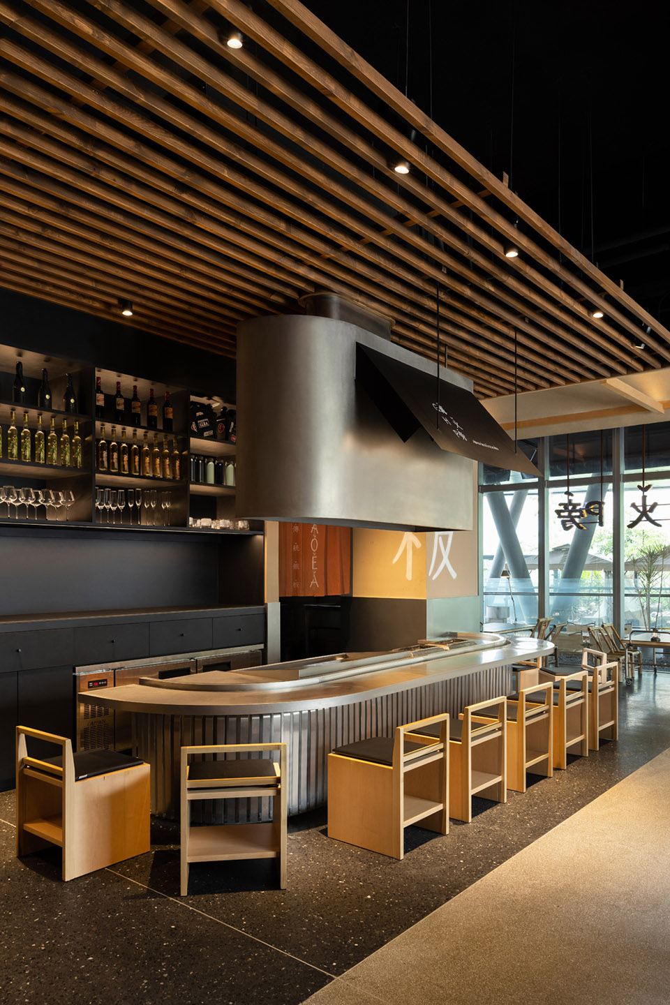 篝火旁 · 酱油小串餐饮空间设计装修案例(图2) 2.jpg
